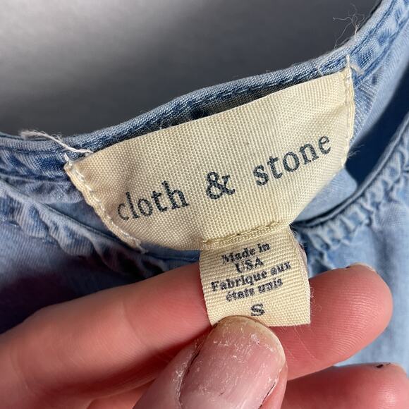 Cloth and Stone Womens Light Denim Crop Top Made in USA Small C1128 - Picture 4 of 7